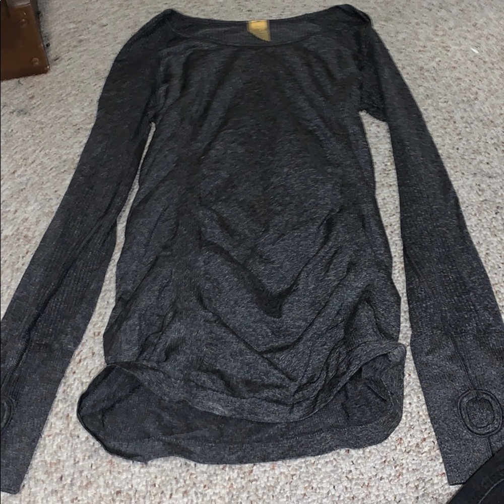 carrie underwood workout top